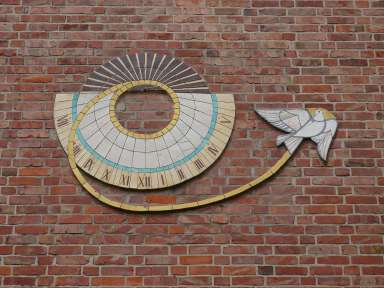 Image:Sonnenuhr Rostock.jpg